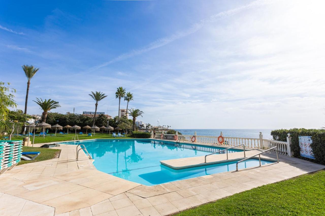 Holidays2Mijas Costa Lubina Del Sol Frontline Beach, Pool, Terrace, Seaview & Parking Sitio de Calahonda Buitenkant foto
