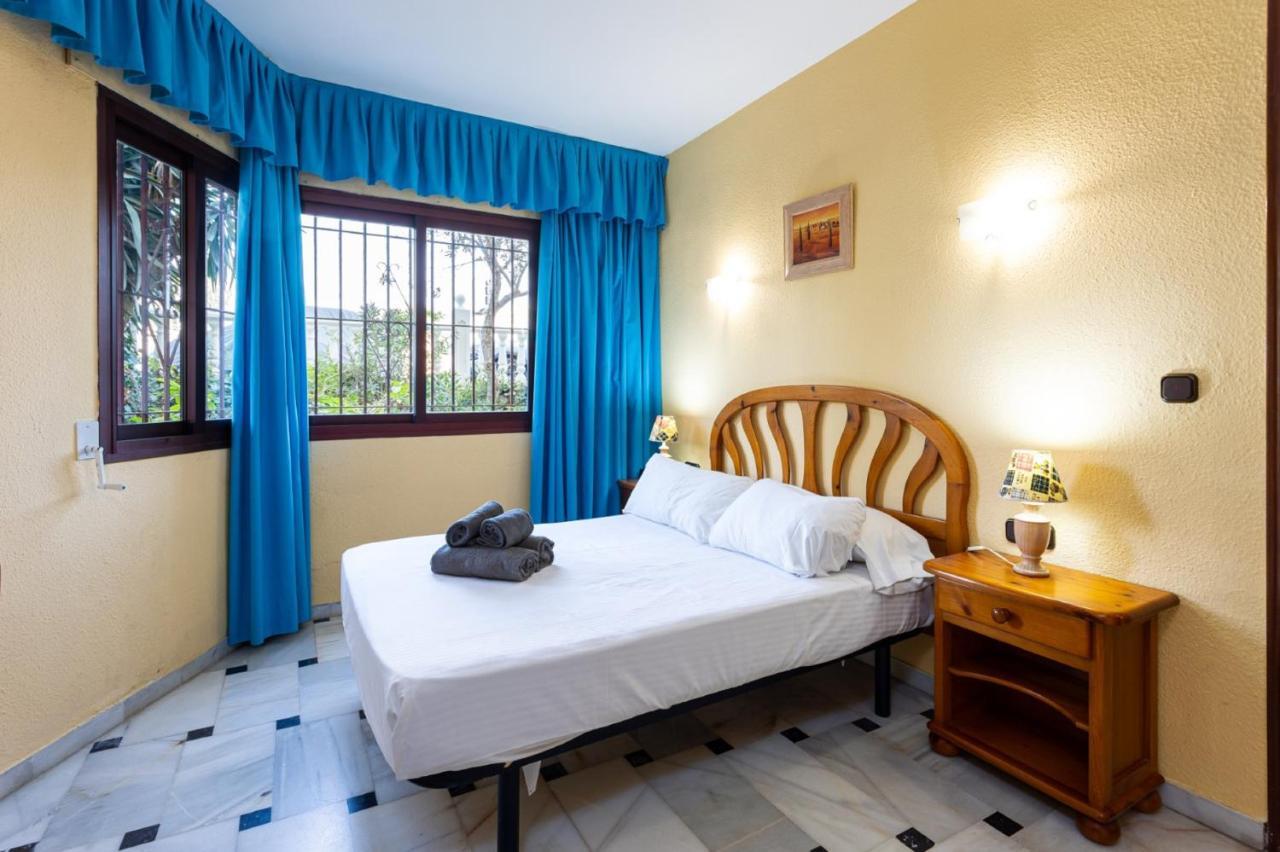 Holidays2Mijas Costa Lubina Del Sol Frontline Beach, Pool, Terrace, Seaview & Parking Sitio de Calahonda Buitenkant foto