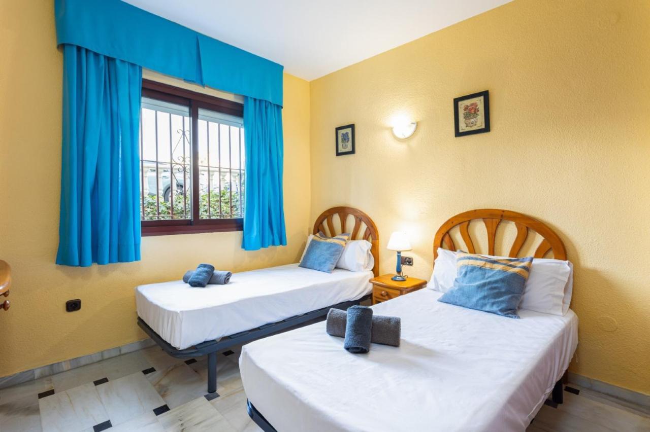 Holidays2Mijas Costa Lubina Del Sol Frontline Beach, Pool, Terrace, Seaview & Parking Sitio de Calahonda Buitenkant foto